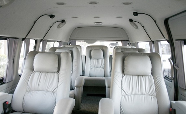 10 Seater Toyota Commuter